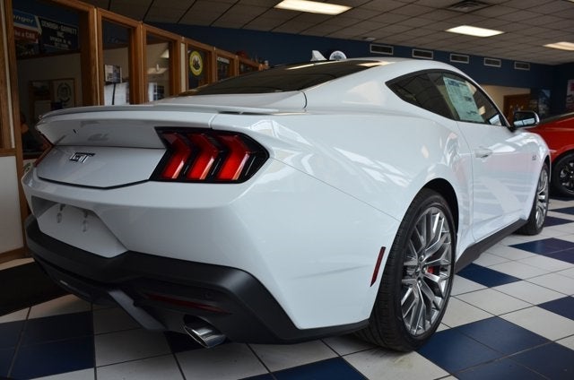 2024 Ford Mustang GT Premium 5.0 Fastback
